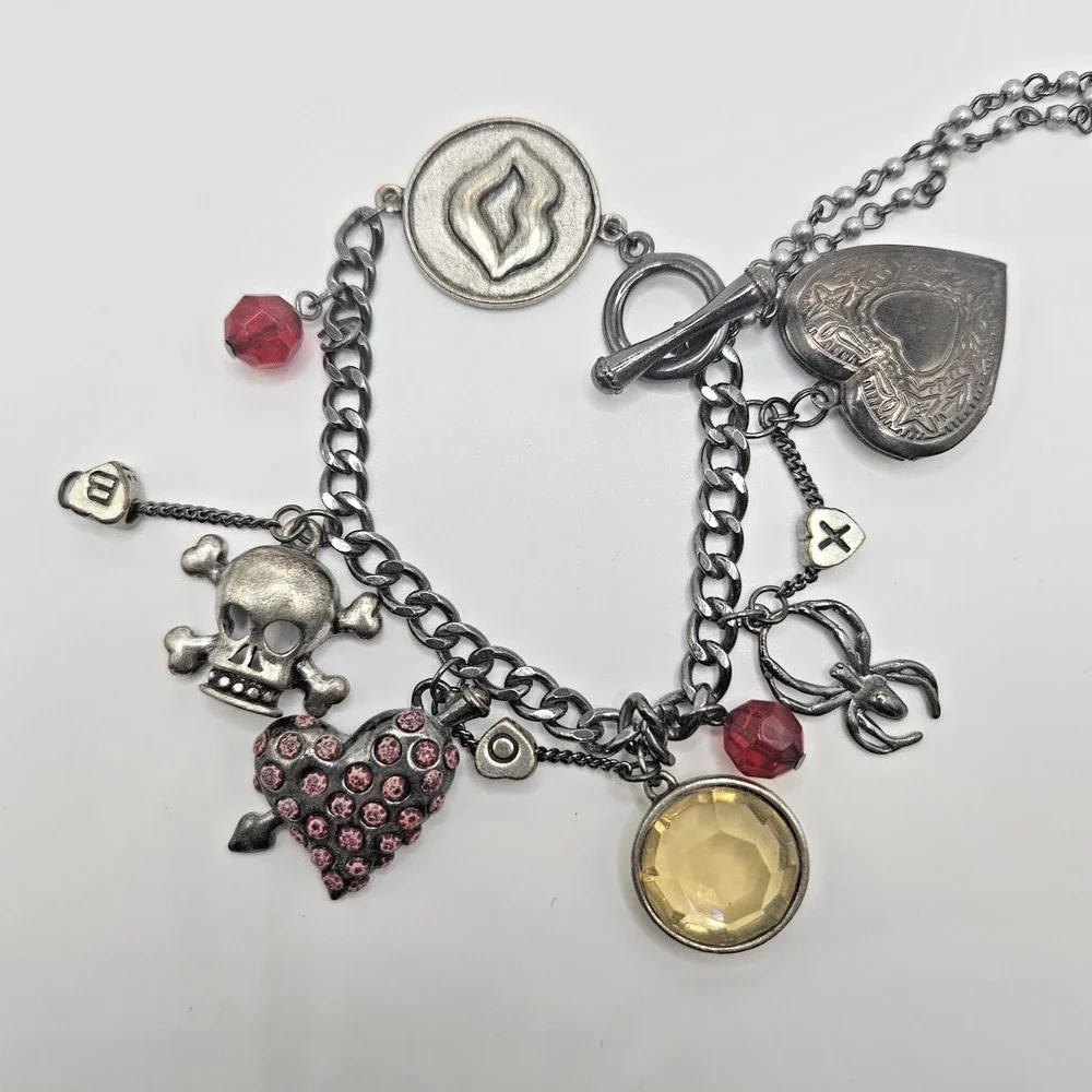Betsey Johnson Goth Bracelet Skull Spider Heart Locket Gunmetal Gray 6.75
